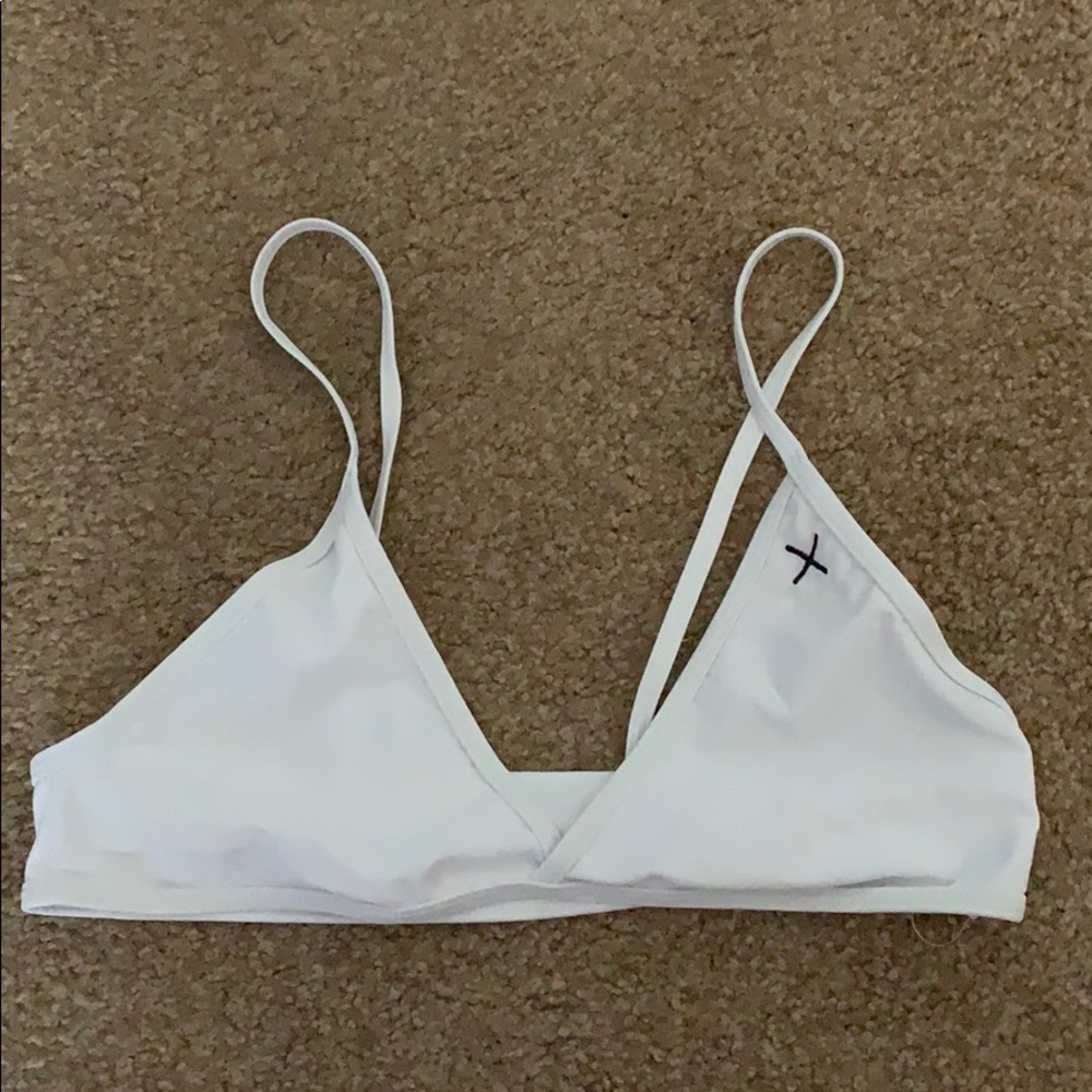 Boutine La swim top size Large brand new.